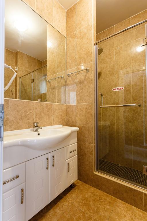 Vip Hotel Koblevo Oda fotoğraf
